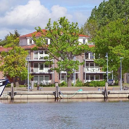 Hafennahe Penthousewohnung Mit Meerblick - Hafenresidenz Lauterbach Fewo 2-7 Exterior photo