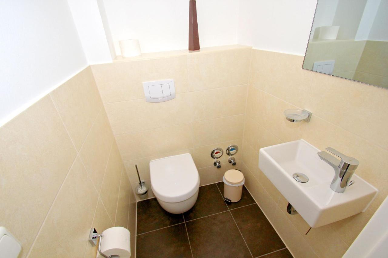 Hafennahe Penthousewohnung Mit Meerblick - Hafenresidenz Lauterbach Fewo 2-7 Exterior photo